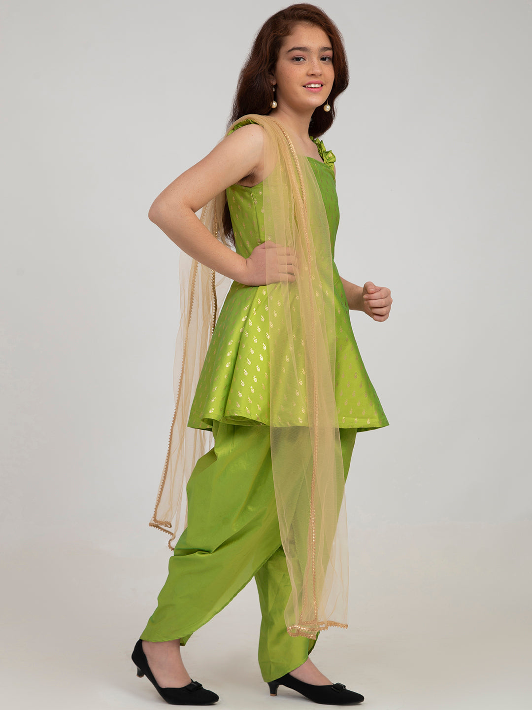 Girls Green-Printed Kurta and Punjabi Pants With Dupatta Dress